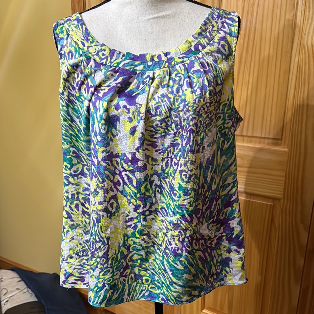 Anne Klein Blue and Purple Pleated Sleeveless Blouse‎
